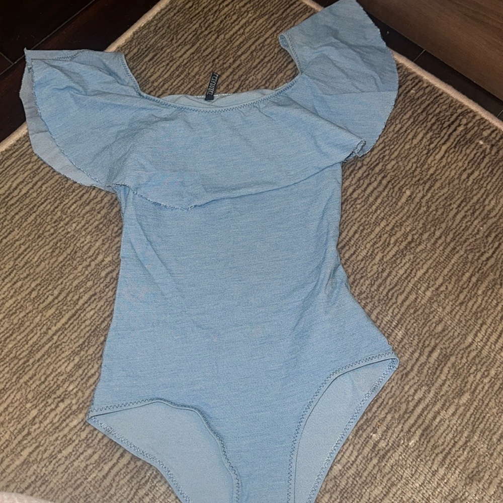 Lisa Marie Fernandez 1 piece ruffle bathing suit size small